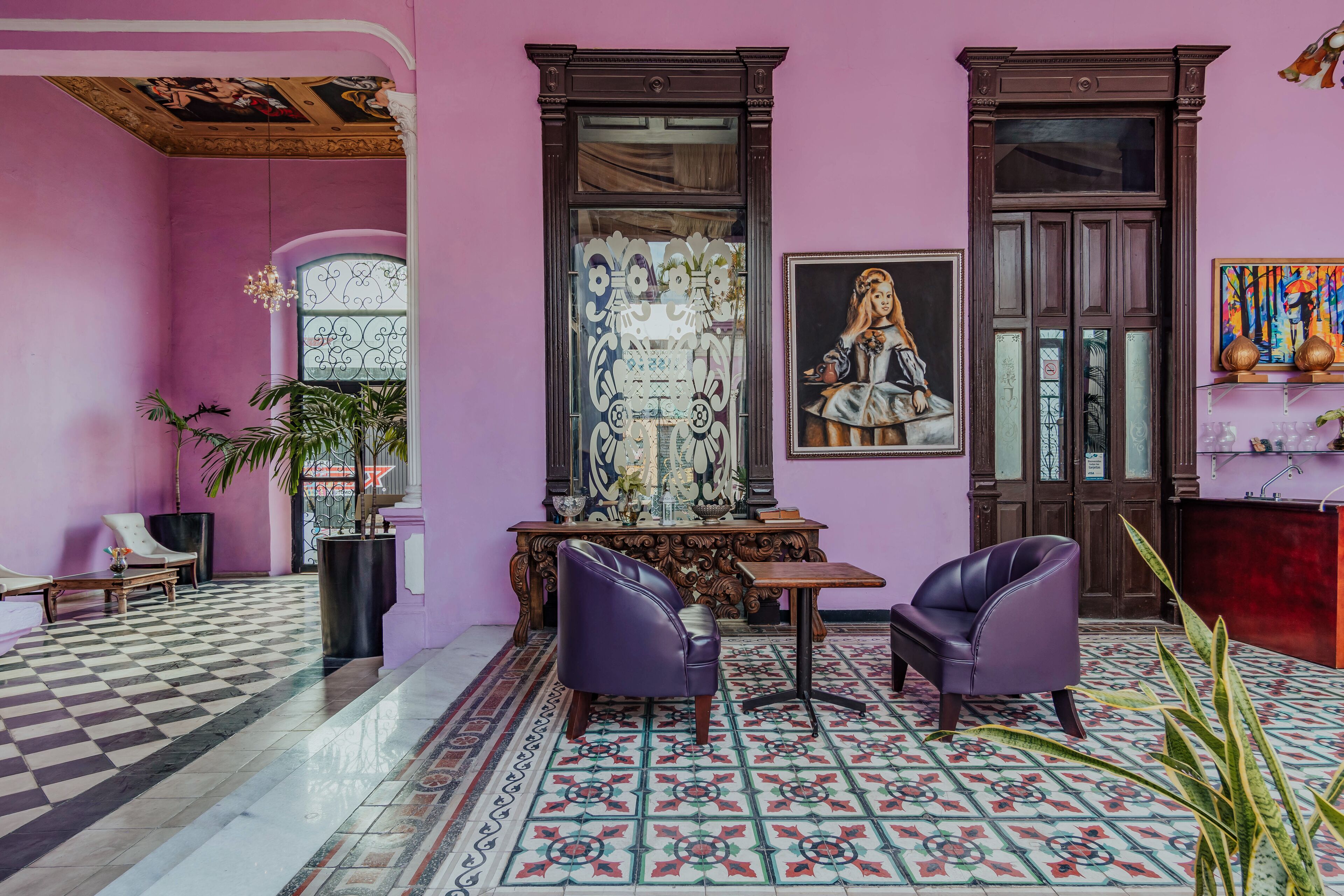 32-inch flat-screen tv with satellite channels, tv