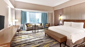 Hypo-allergenic bedding, minibar, soundproofing, iron/ironing board - Hilton Kota Kinabalu (Kota Kinabalu)