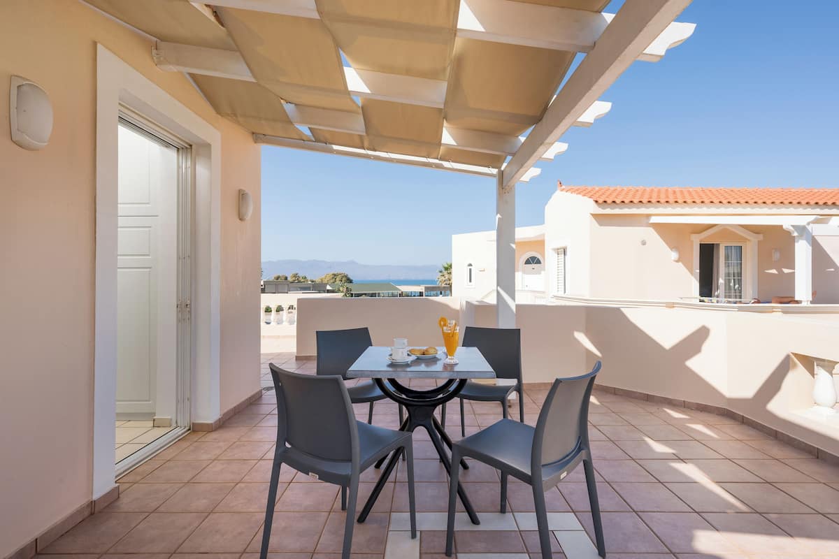 Suite, 1 Bedroom, Sea View (Roof Garden) | Terrace/patio