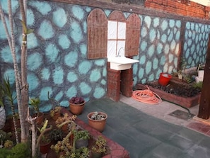 Reception - Nueva Alborada Lodging House (Fernando De La Mora)