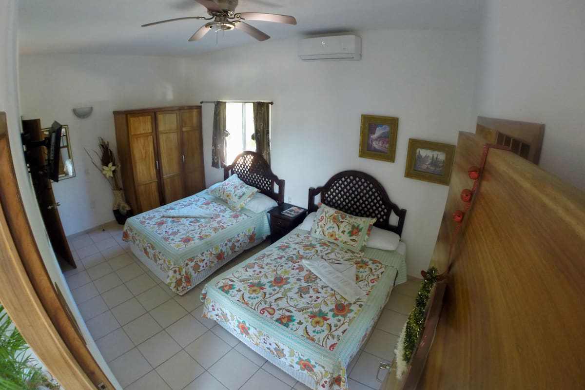 Casa de campo estándar, cocina básica | Wifi gratis y ropa de cama