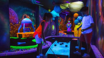 Zona de juegos infantil cubierta