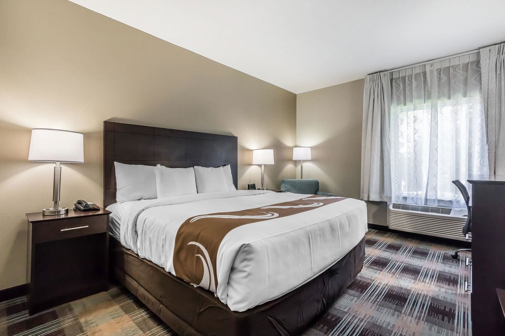 Wifi gratis y ropa de cama 