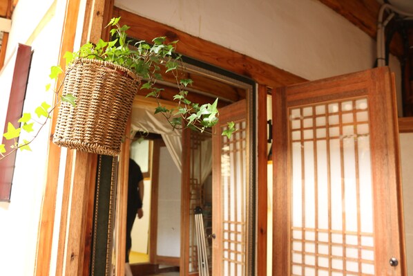 Phòng cách âm, truy cập Internet không dây miễn phí