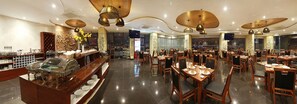 Desayuno bufé gratuito y diario