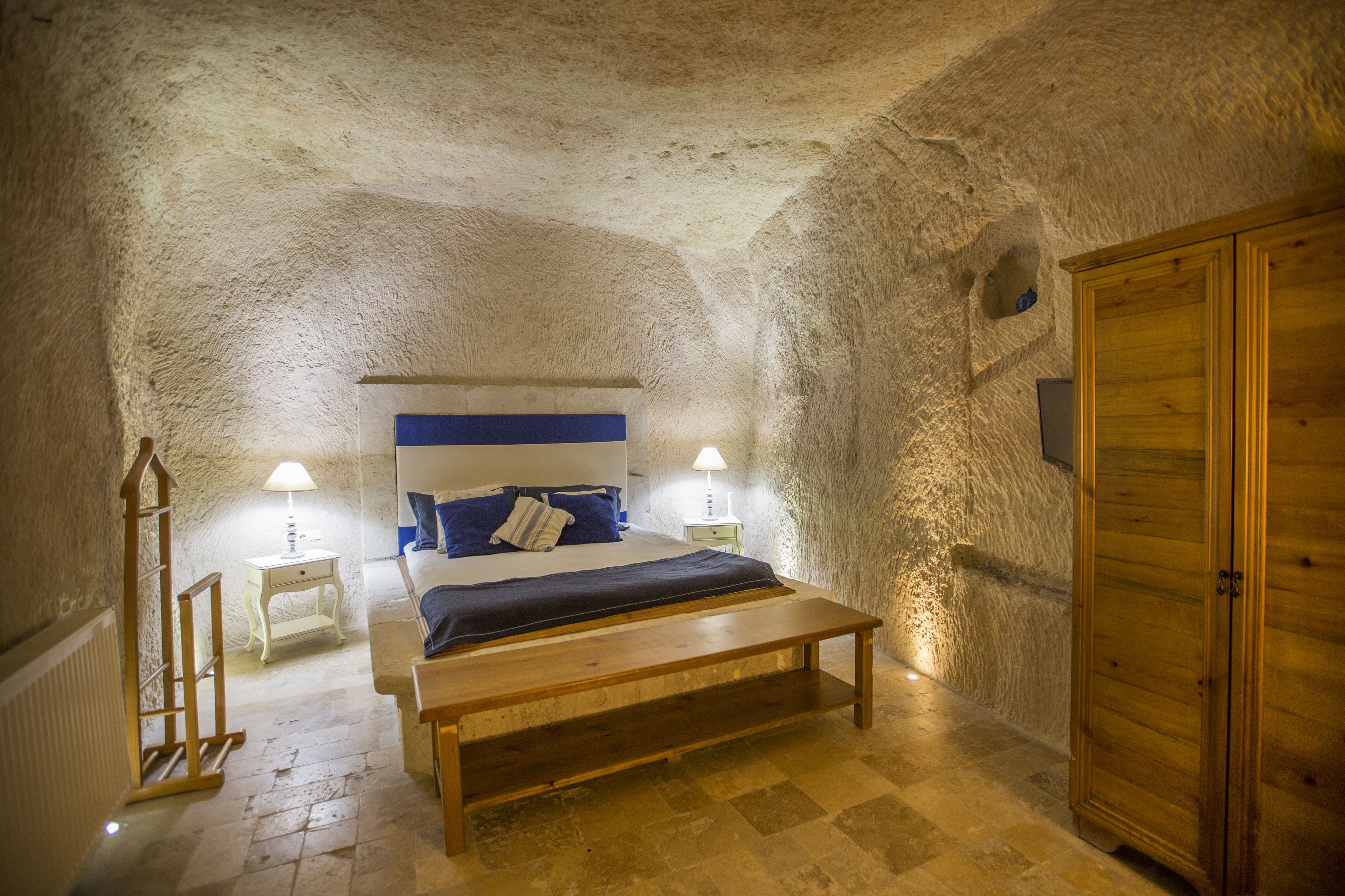 cave suite | 1 bedroom, premium bedding, in-room safe, individually decorated