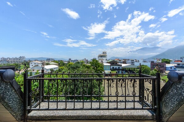 Quadruple Room | Balcony - Hualien Macaron B&B (Ji'an)