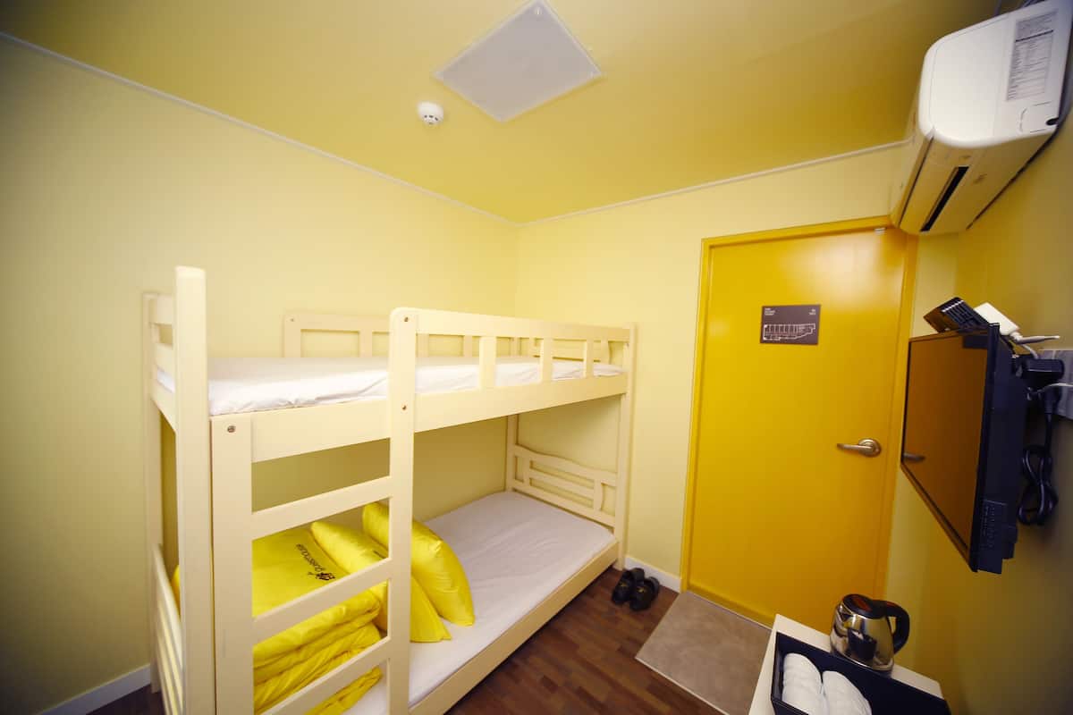 Economy Twin Room | Free WiFi