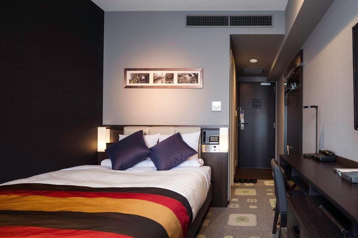 In-room safe, desk, laptop workspace, iron/ironing board