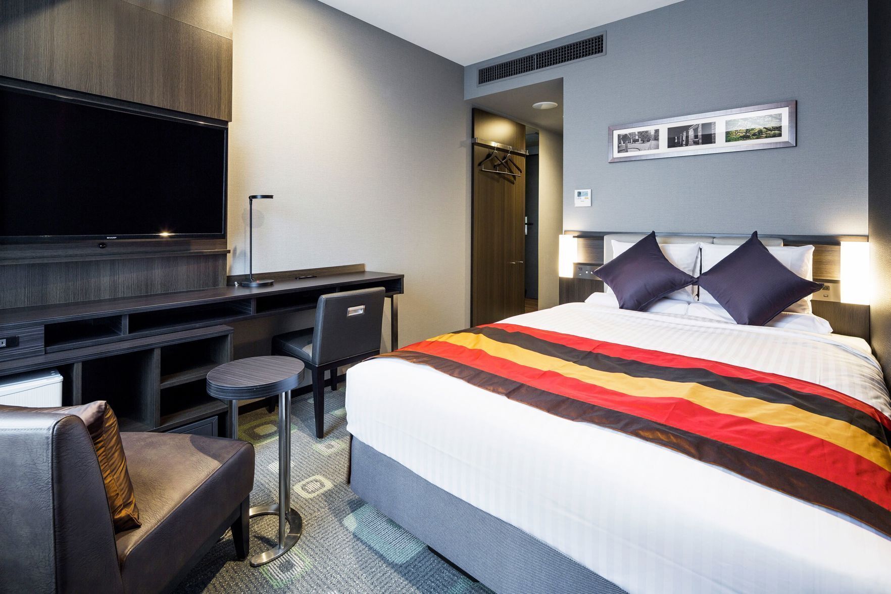 In-room safe, desk, laptop workspace, iron/ironing board