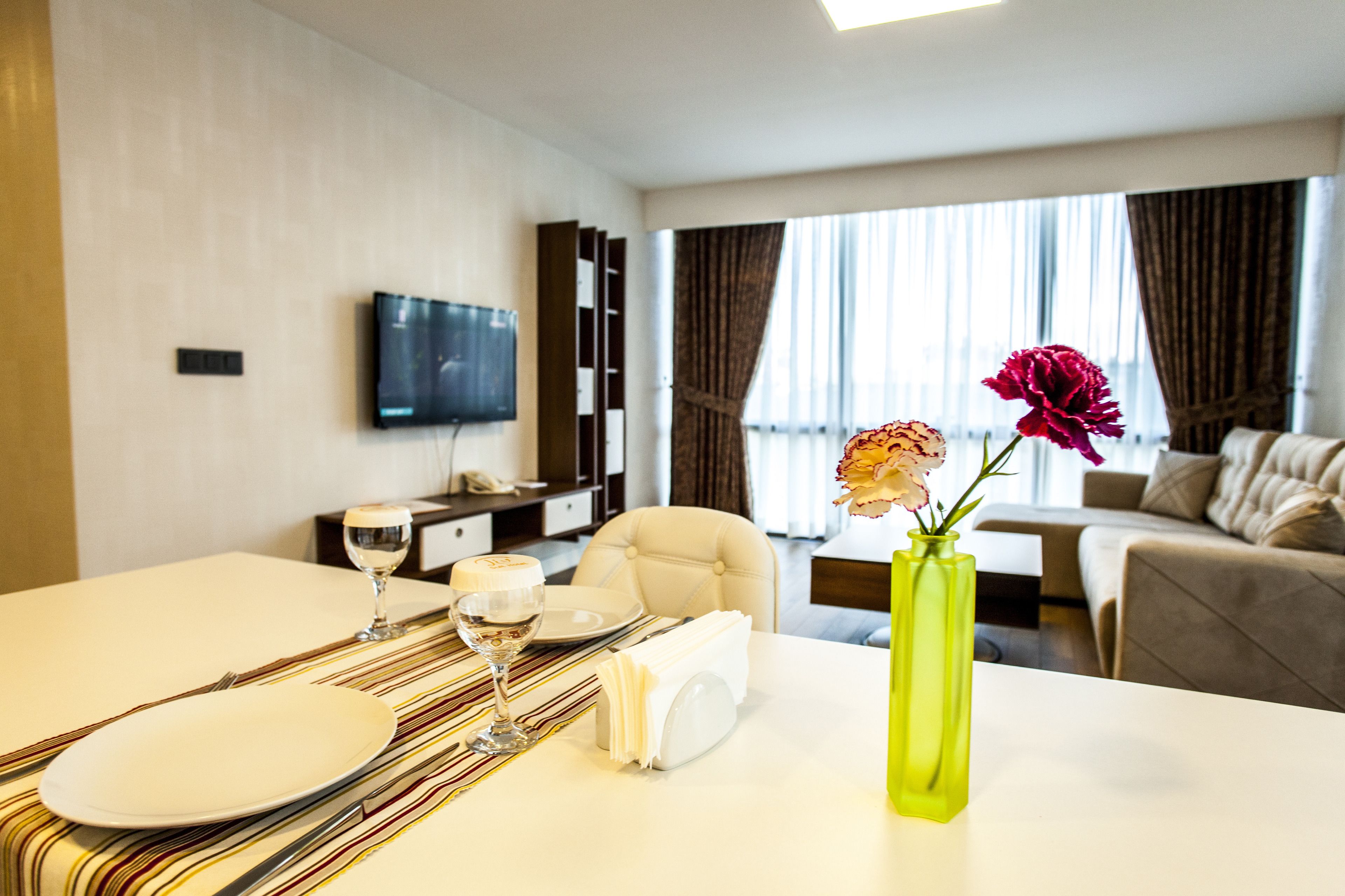 family room 1+0 | living area | 40-inch lcd tv with satellite channels, tv