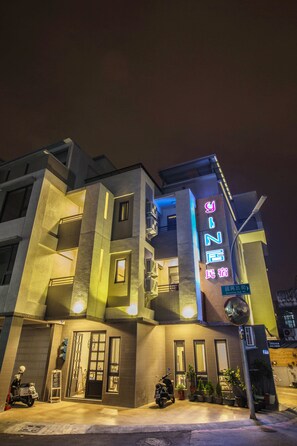 Front of property - evening/night