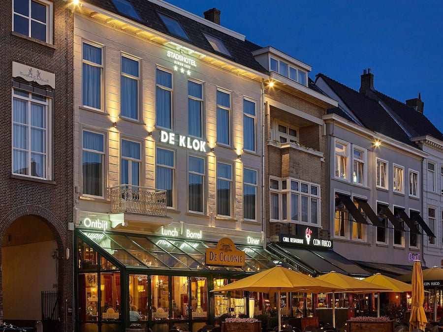 Front of property - evening/night