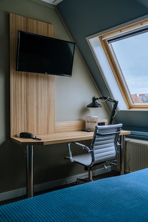 In-room safe, desk, laptop workspace, free cots/infant beds