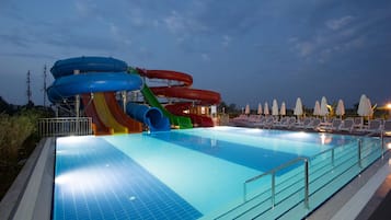 Indoor pool, 2 outdoor pools, pool umbrellas, sun loungers
