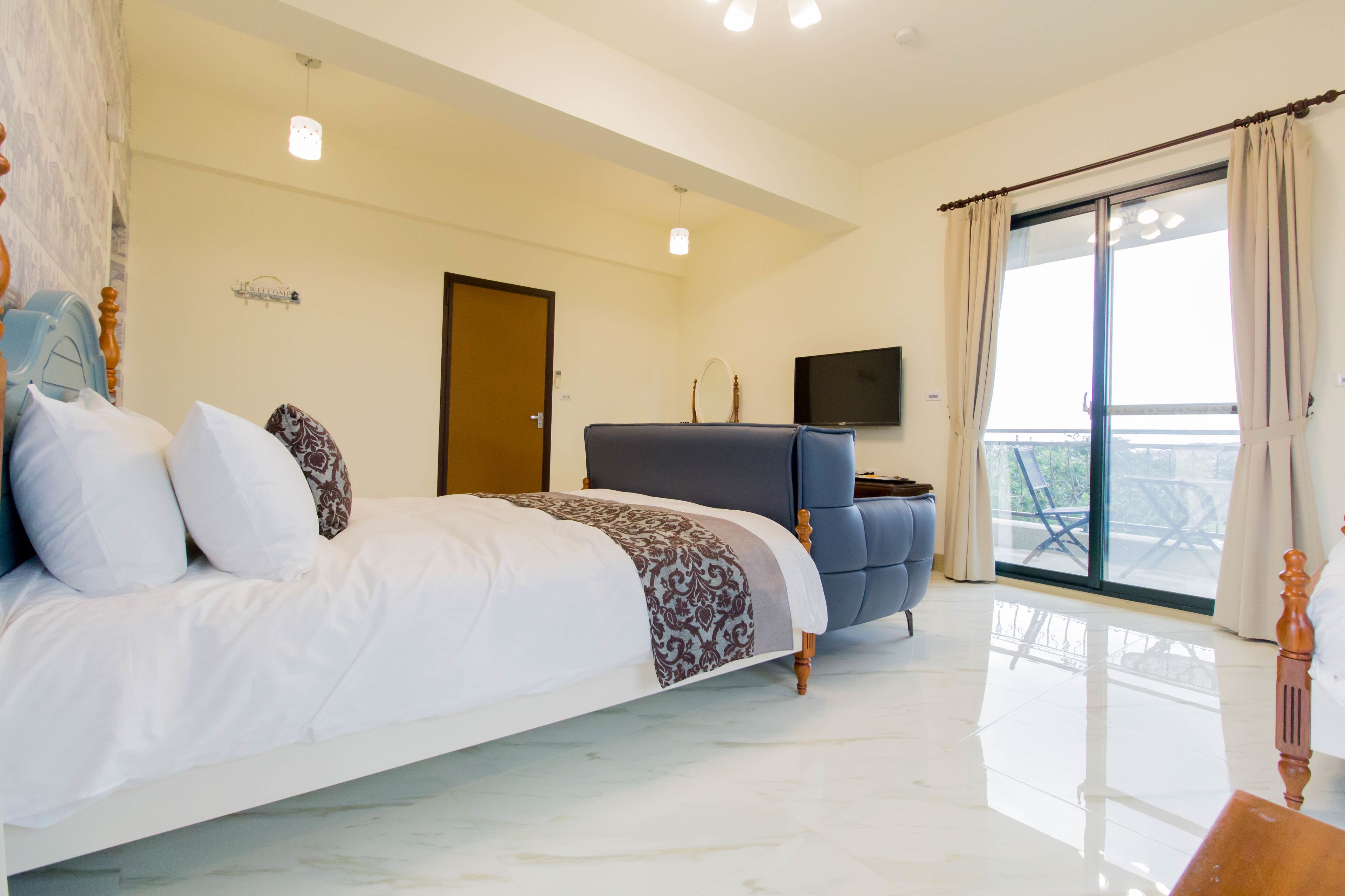Family Room for 4 Madeli | Minibar, desk, blackout drapes, rollaway beds