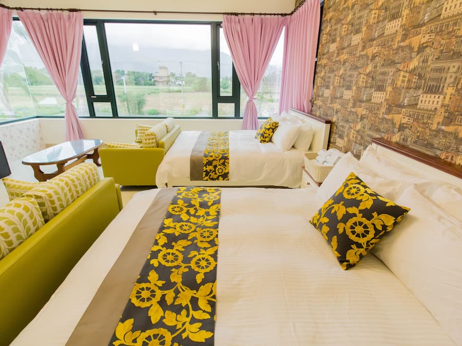 Zimmer | Minibar, Schreibtisch, Verdunkelungsvorhänge, Zustellbetten