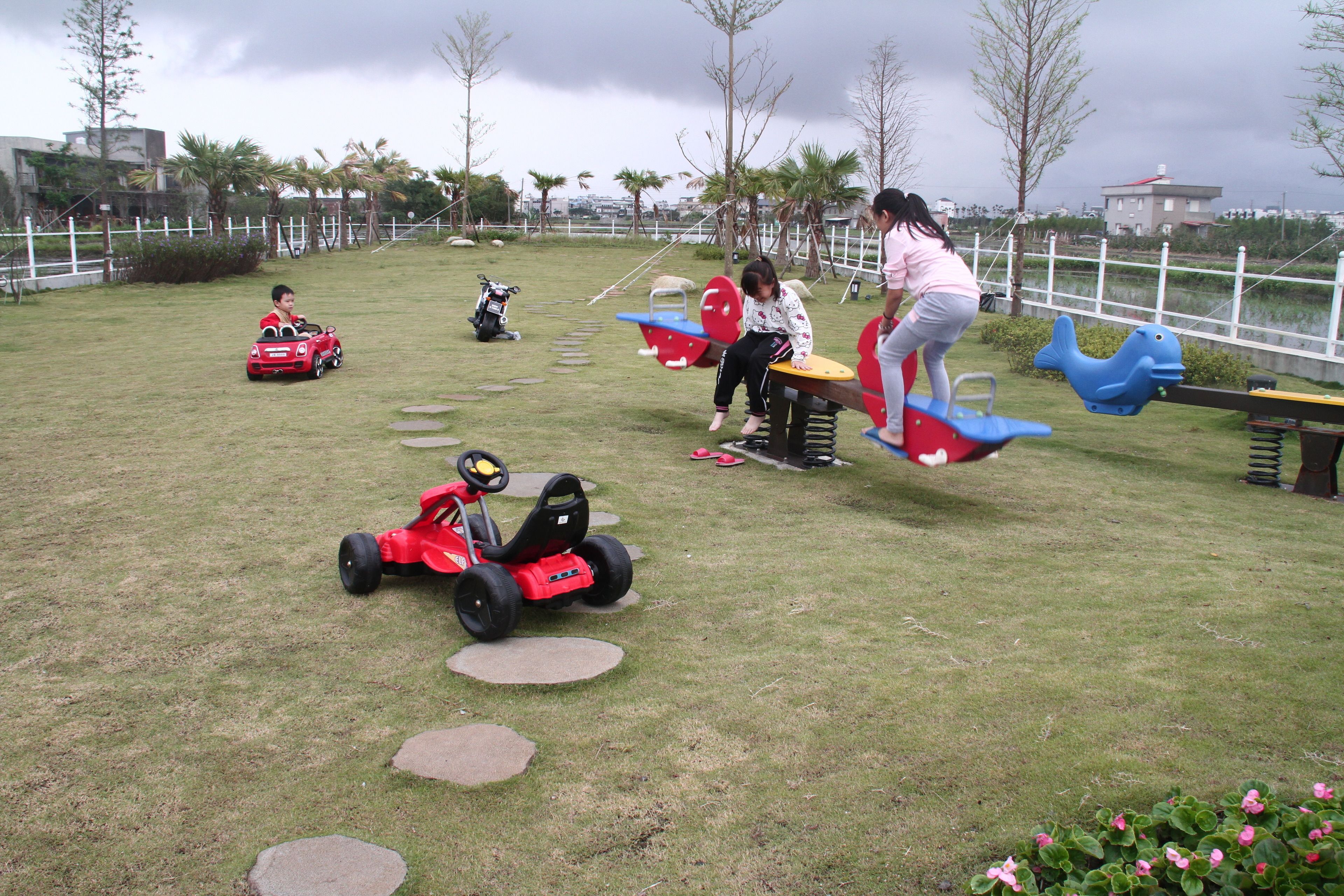室外兒童遊樂區