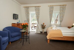 双人房 | 1 多间卧室、特色装修、特色家居、办公桌