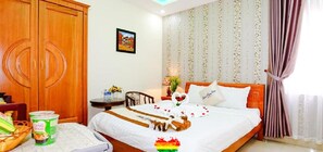 Superior Double Room, 1 Queen Bed, Patio, City View