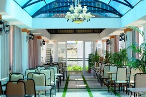 Porch - Thanh Hoang Chau Hotel (Da Nang)