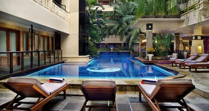Famous Hotel Kuta
