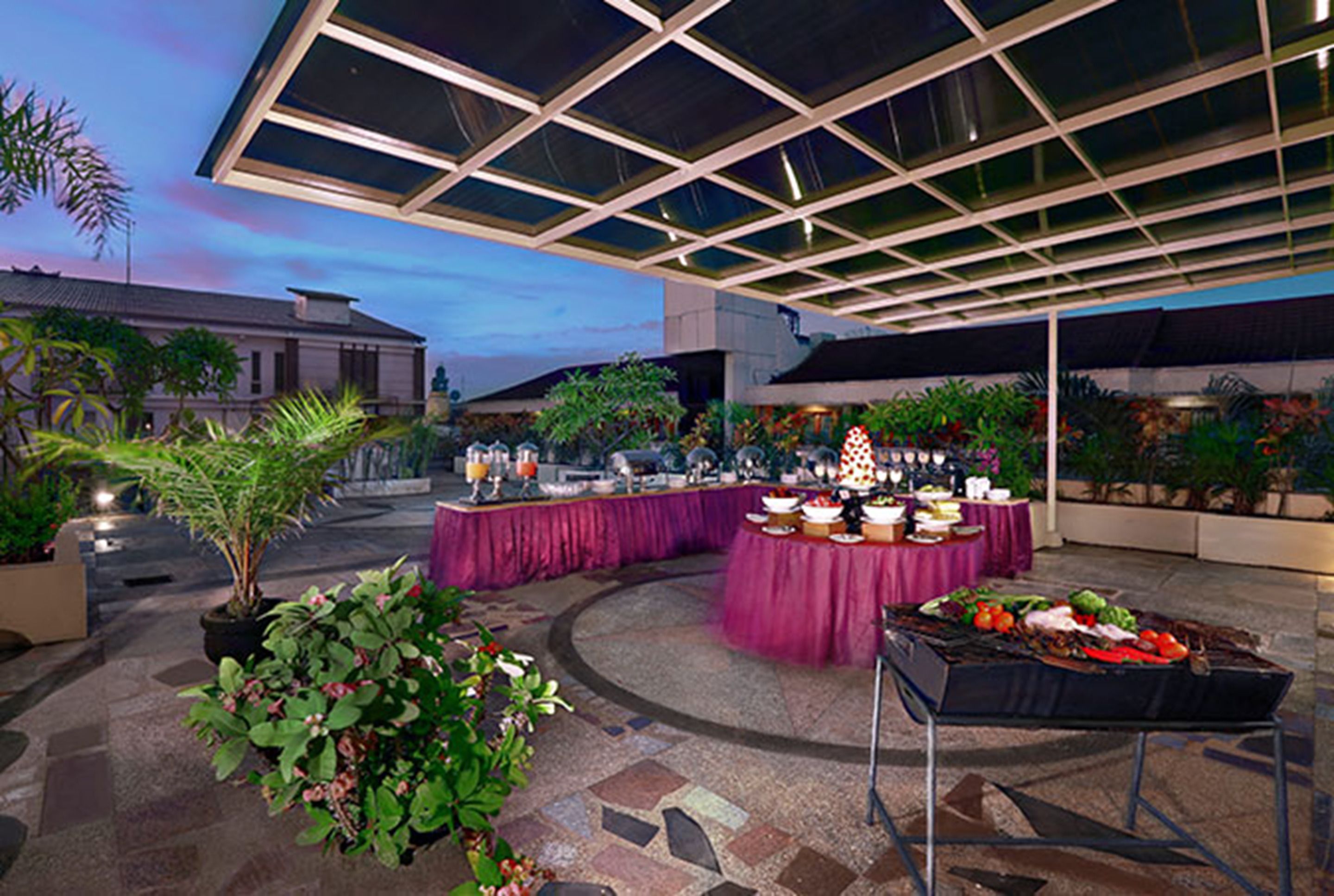 Foto - Famous Hotel Kuta Formerly Permata Kuta Hotel