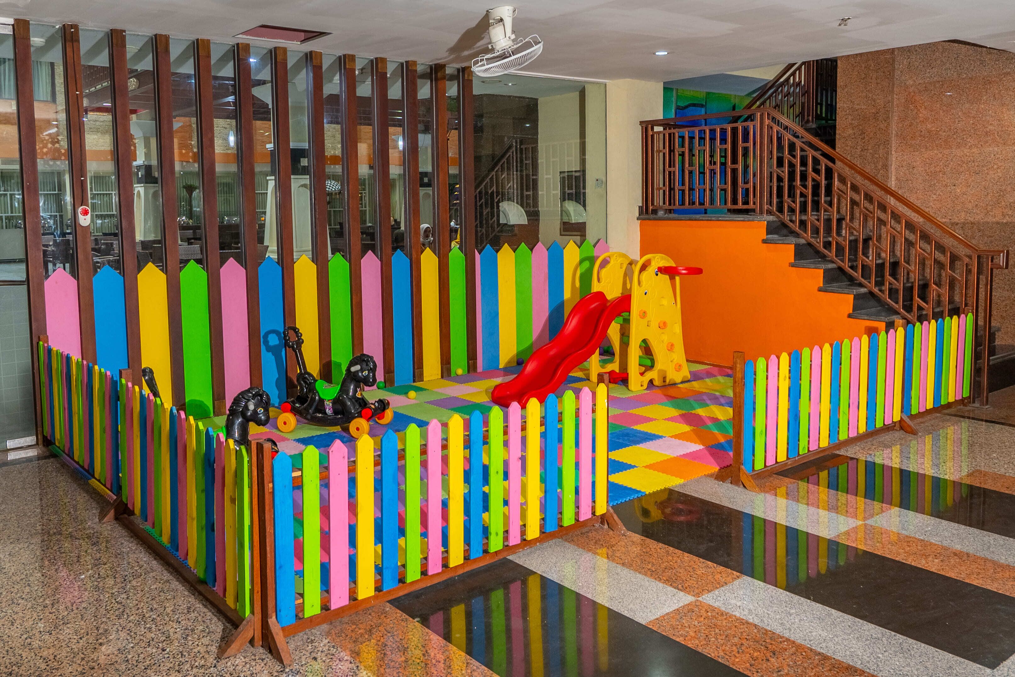 Foto - Famous Hotel Kuta Formerly Permata Kuta Hotel