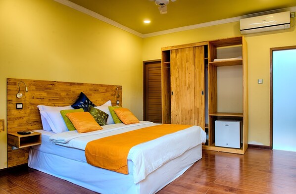 1 bedroom, minibar, in-room safe, desk