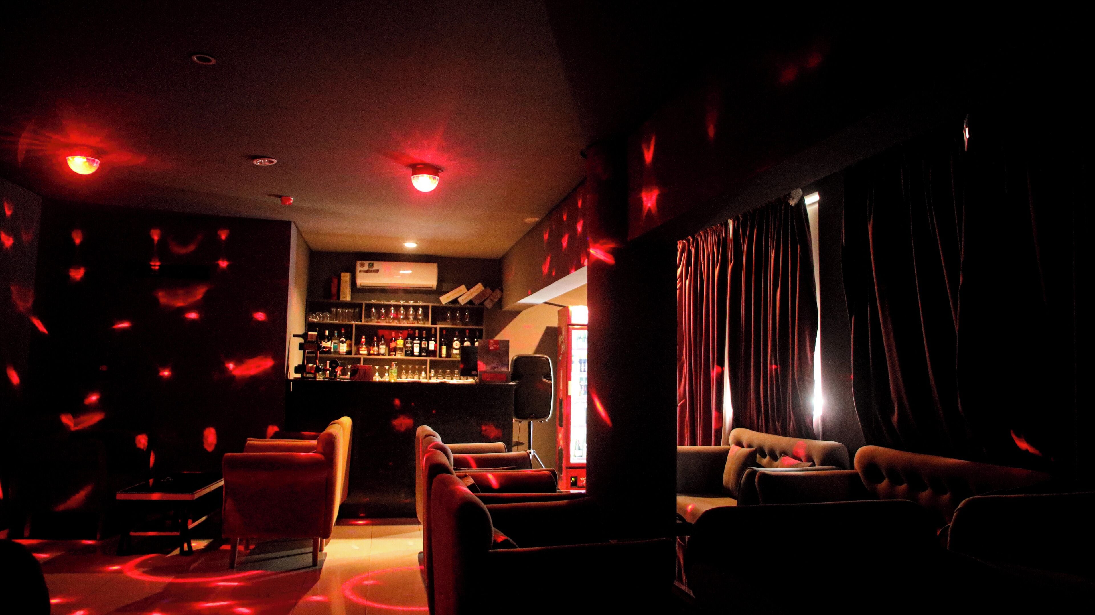 3 bares o lounges, bar junto a la alberca 