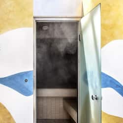 Bilik wap, mandi tangas / hammam, rawatan badan, urut tuaman batu