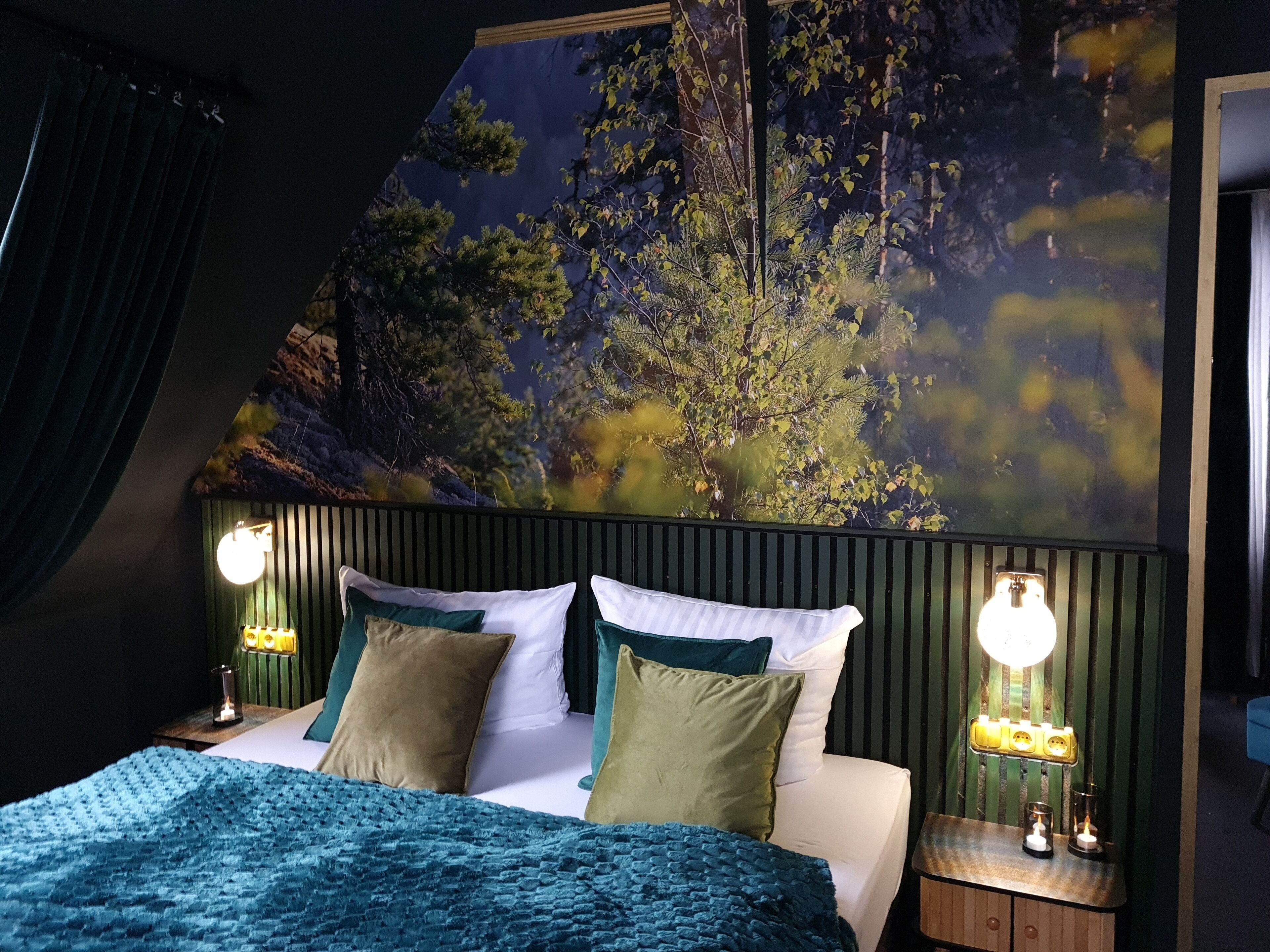 Dobbeltrom – design, 1 soverom, ikke-røyk, kjæledyr tillatt | Safe på rommet, individuelt dekorert, skrivebord og barnesenger