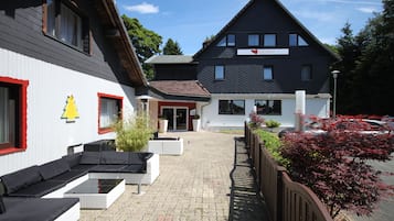 Overnatningsstedets indgangsparti