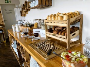 Morgenmadsbuffet hver dag mod et gebyr