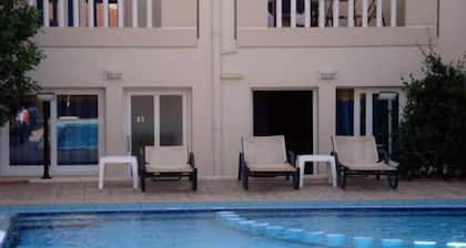 Akatos Hotel
