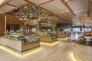 包含每日自助早餐