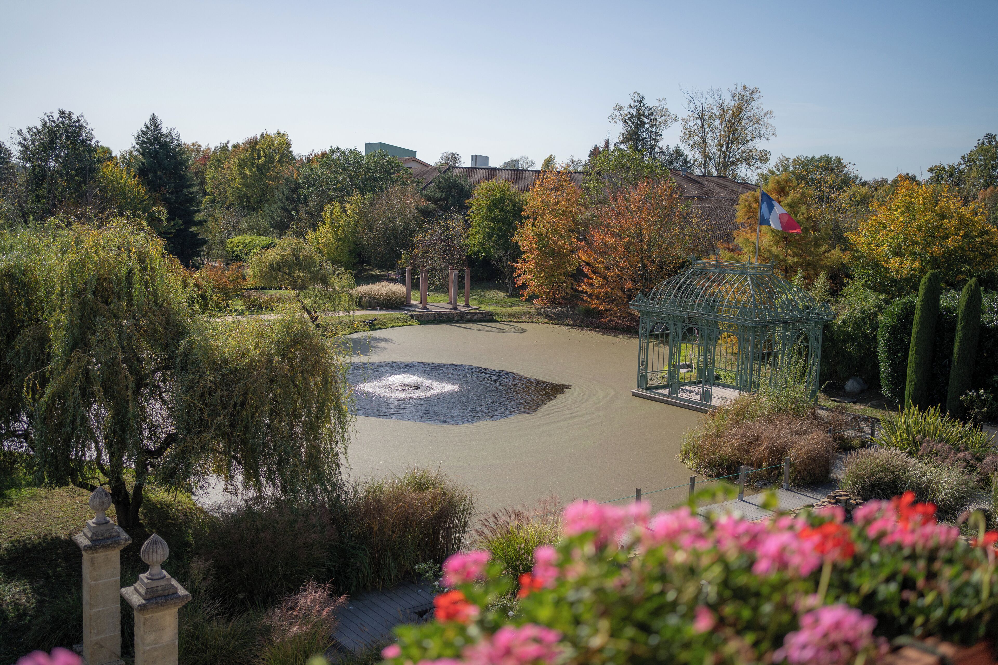 Ngoại thất