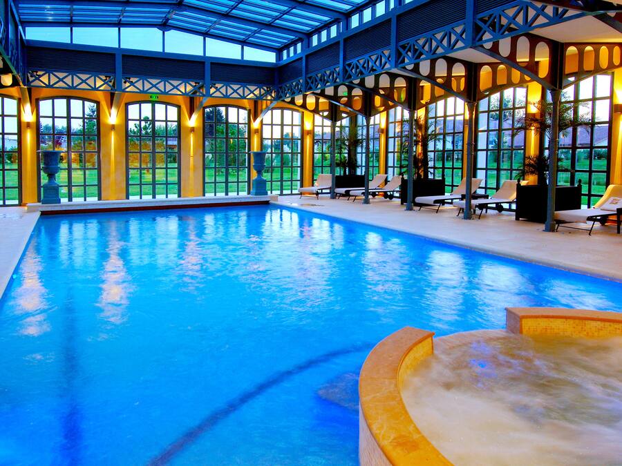 Behandlungsräume für Paare, Sauna, Whirlpool, Dampfbad
