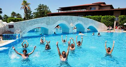 Club Grand Side Amazon Water World - All Inclusive
