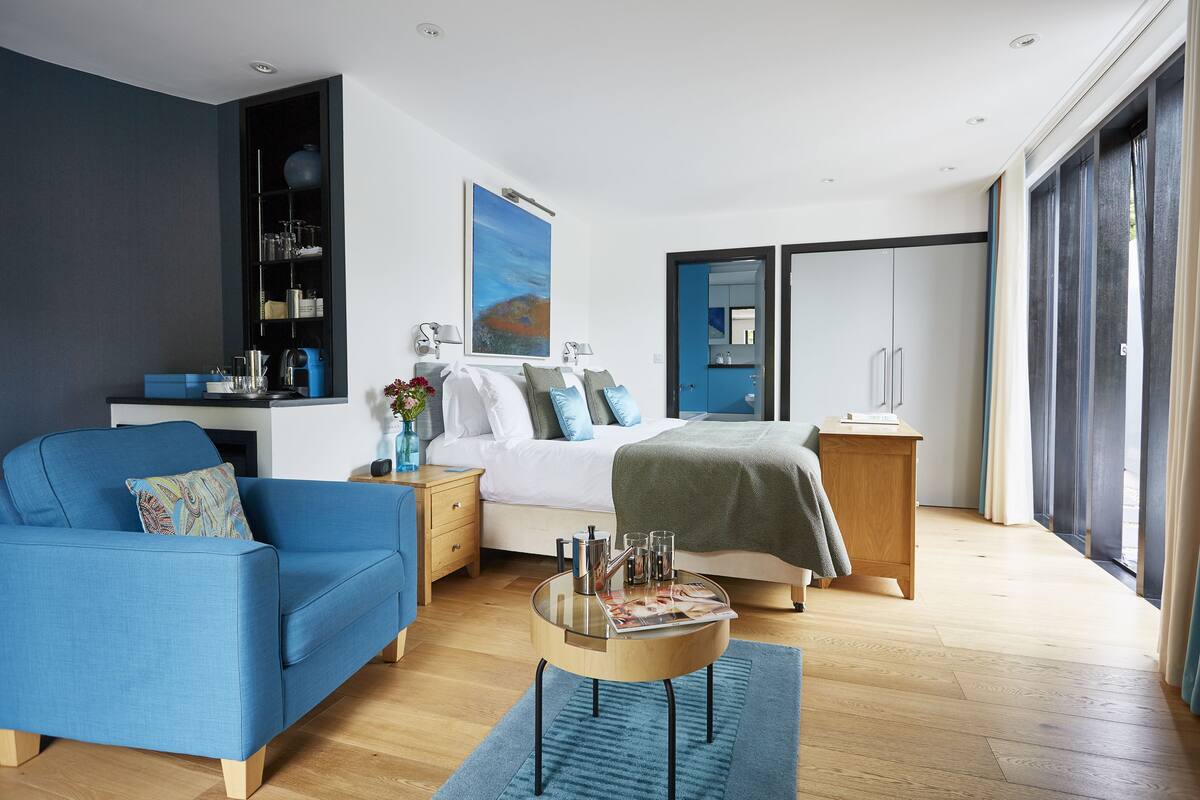 Chambre Double (Oak) | Coin séjour