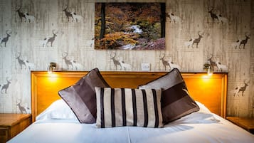 Premium bedding, iron/ironing board, free WiFi, bed sheets