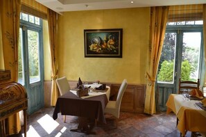 Petit déjeuner continental compris tous les jours