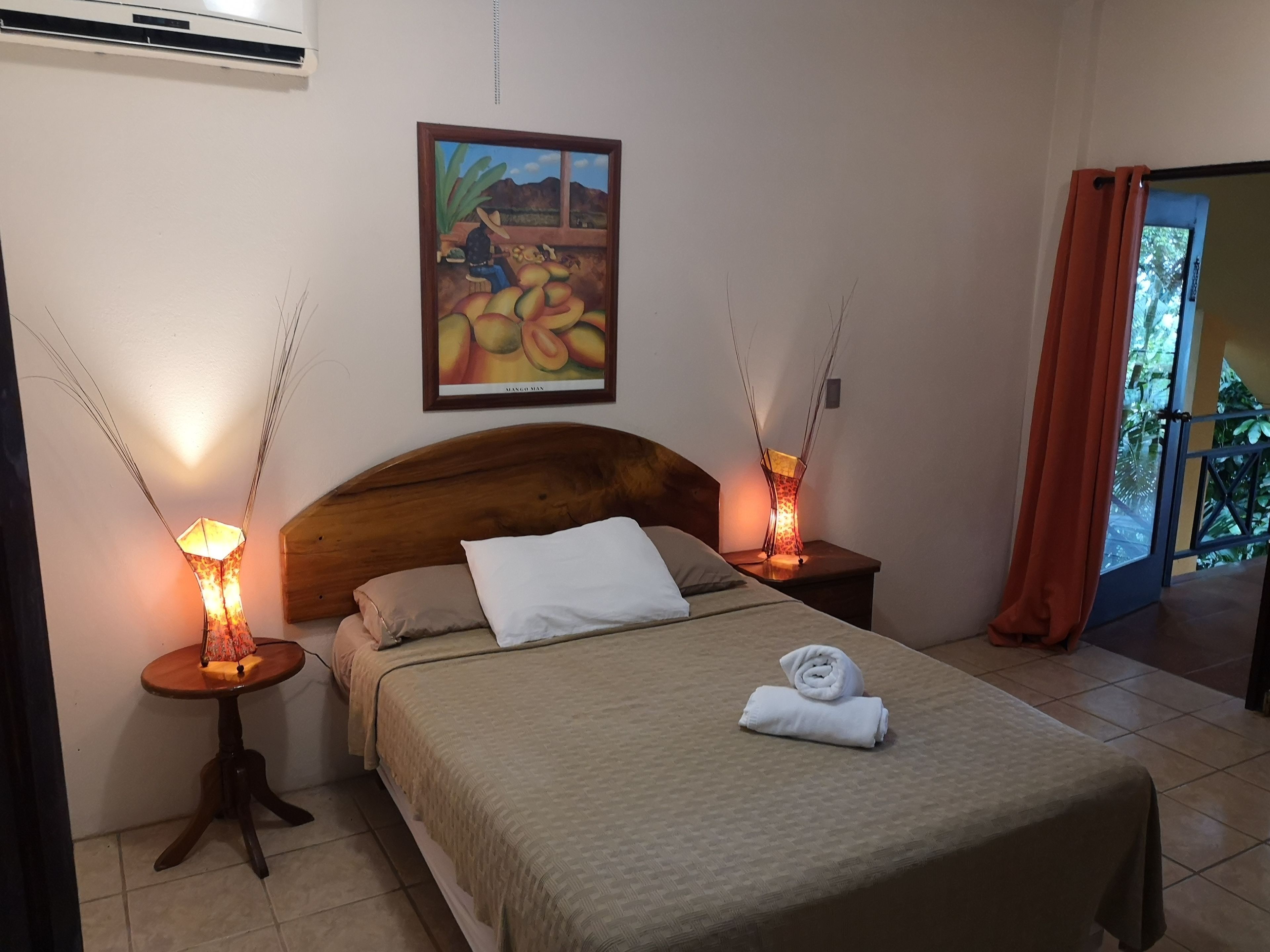 In-room safe, free WiFi, bed sheets