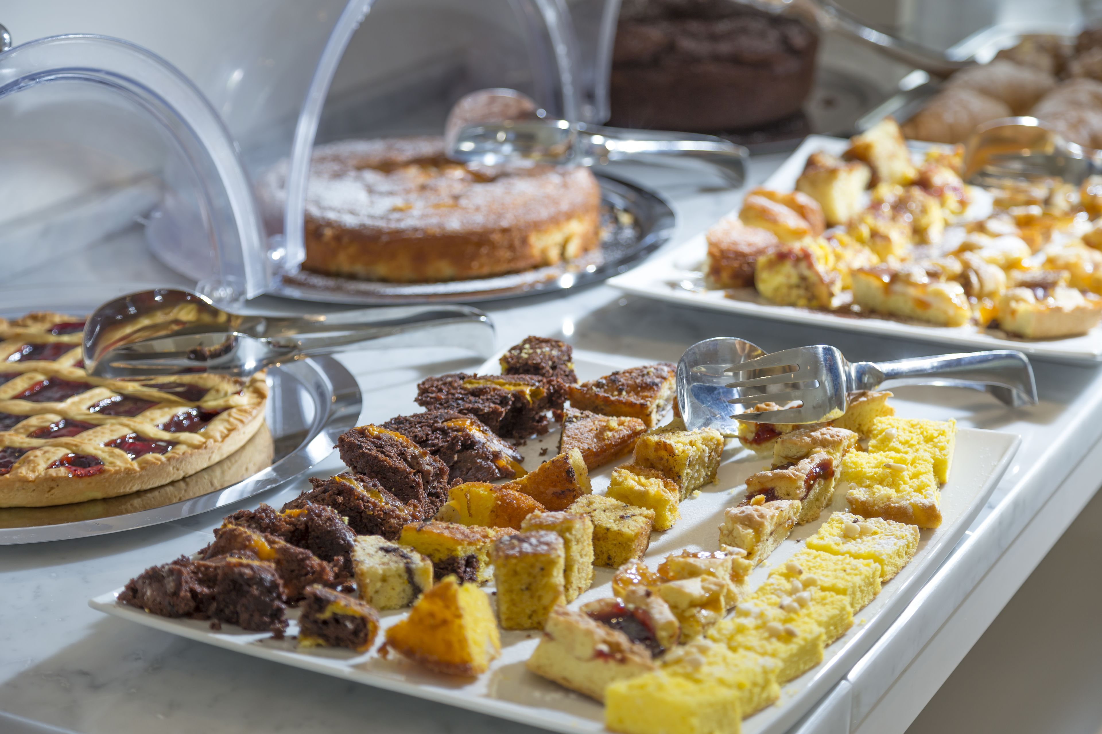 Daily buffet breakfast (EUR 15 per person)