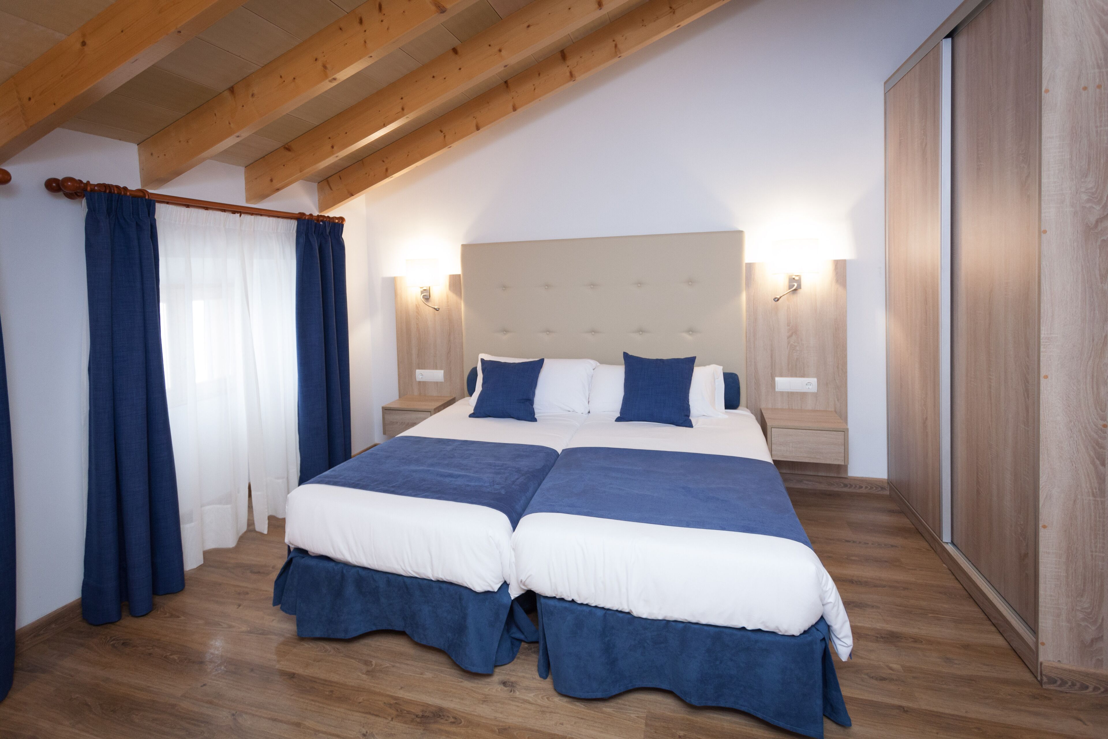 comfort double room | 1 bedroom, minibar, in-room safe, individually decorated