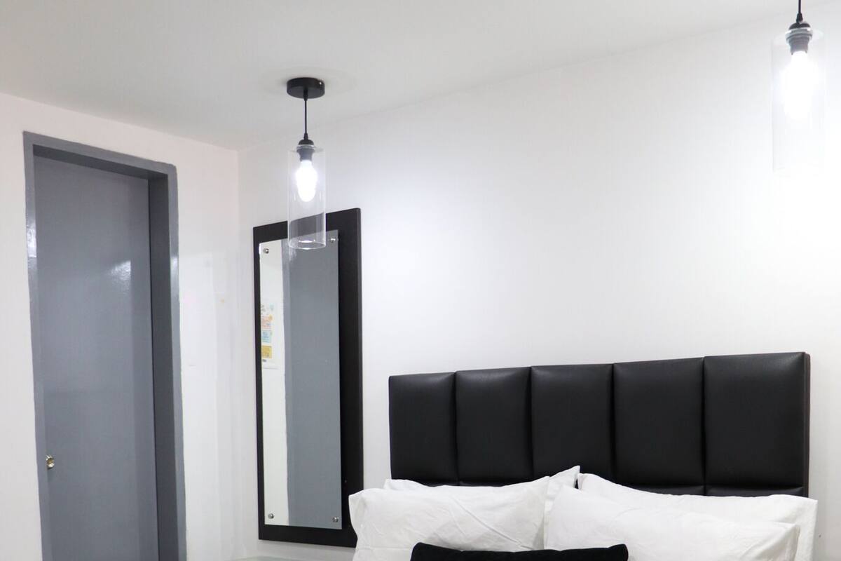 Basic Apartment, 1 Bedroom (koral 102) | Premium bedding, desk, laptop workspace, iron/ironing board