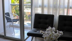 Family Apartment (Koral 201) | Living area - Moblat Apartamentos (Medellín)
