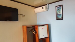 Basic Double Room | In-room safe, free WiFi, wheelchair access - Hotel FAS B&B (La Fortuna)