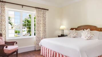 Deluxe Room | Premium bedding, in-room safe, individually decorated