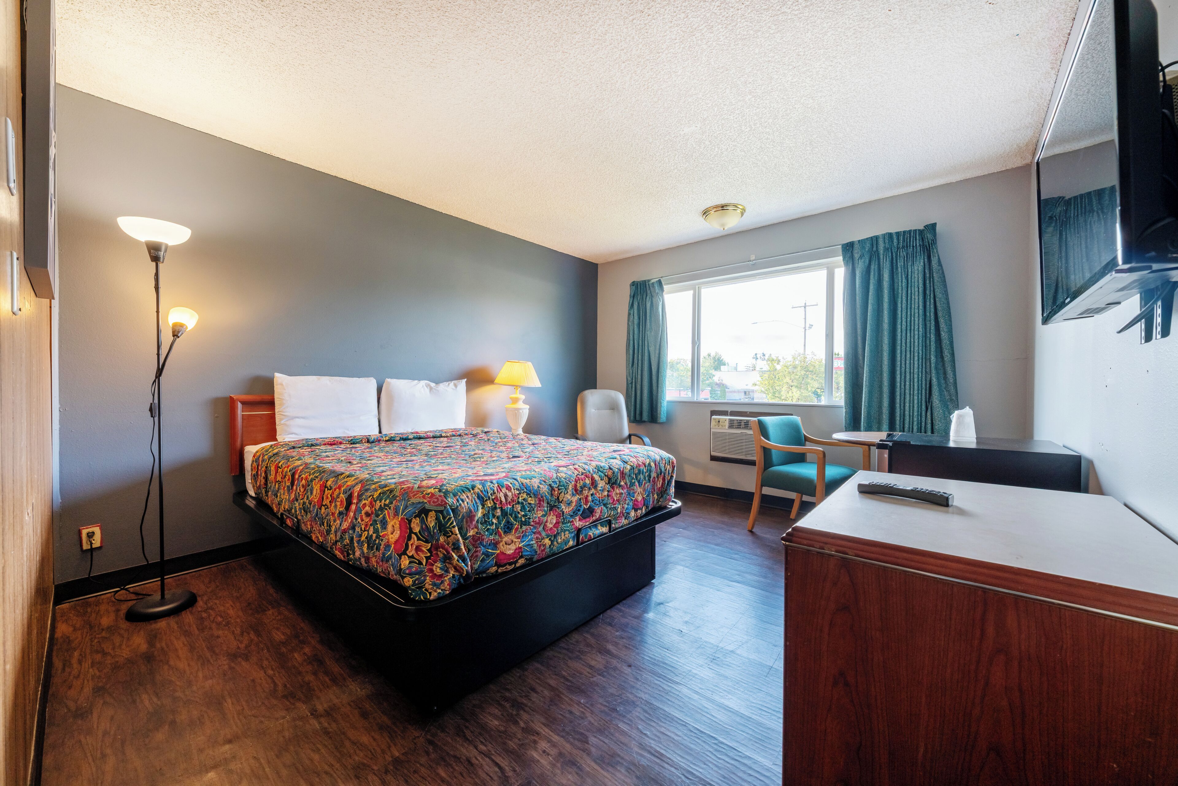 Foto - Best Value Inn by OYO Portland OR South East